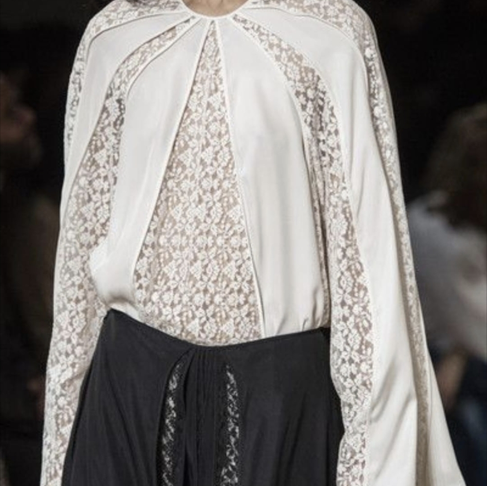Stella McCartney Lace Cape Sleeve Blouse & Long Skirt Set size L, Ivory & black - Picture 4 of 16